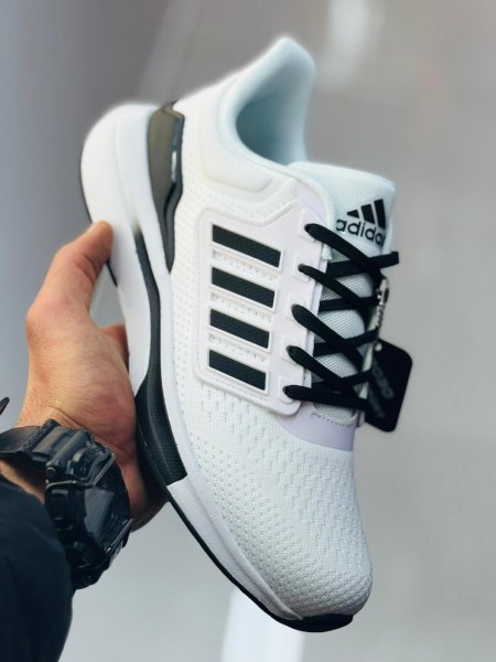 اديداس  ابيض/اسود - M503